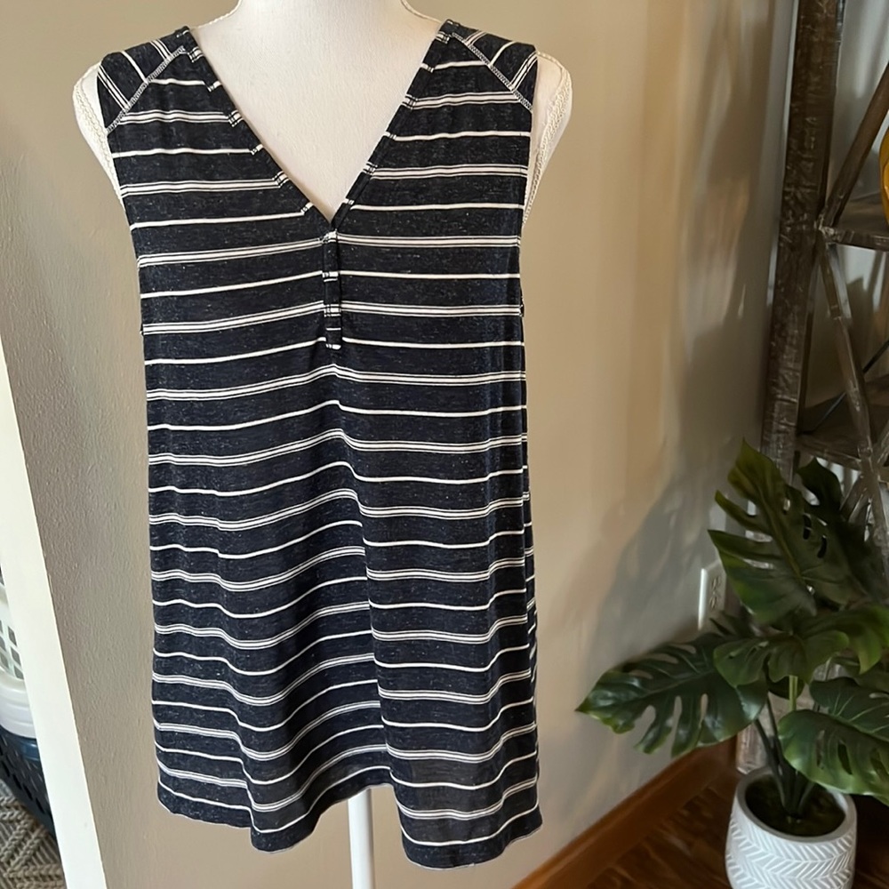 Eddie Bauer Navy and White Tank Top